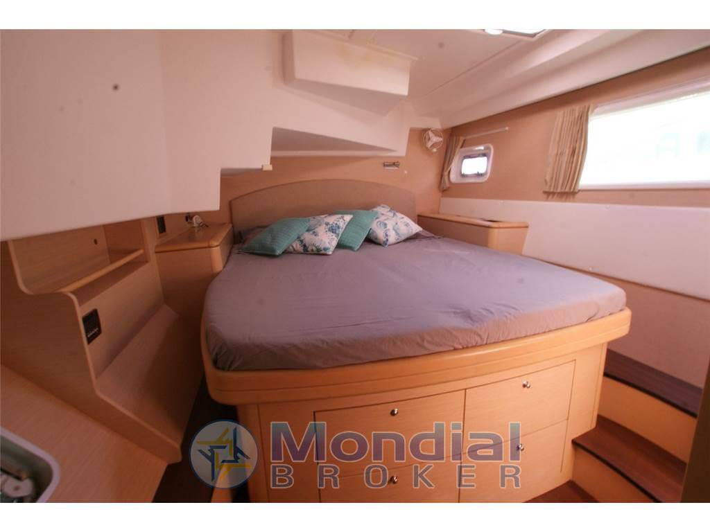 Lagoon 500 charter