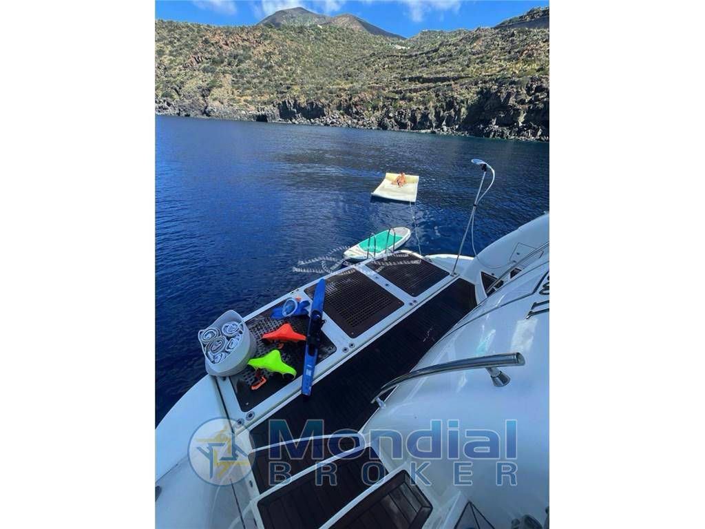 Canados 72 charter