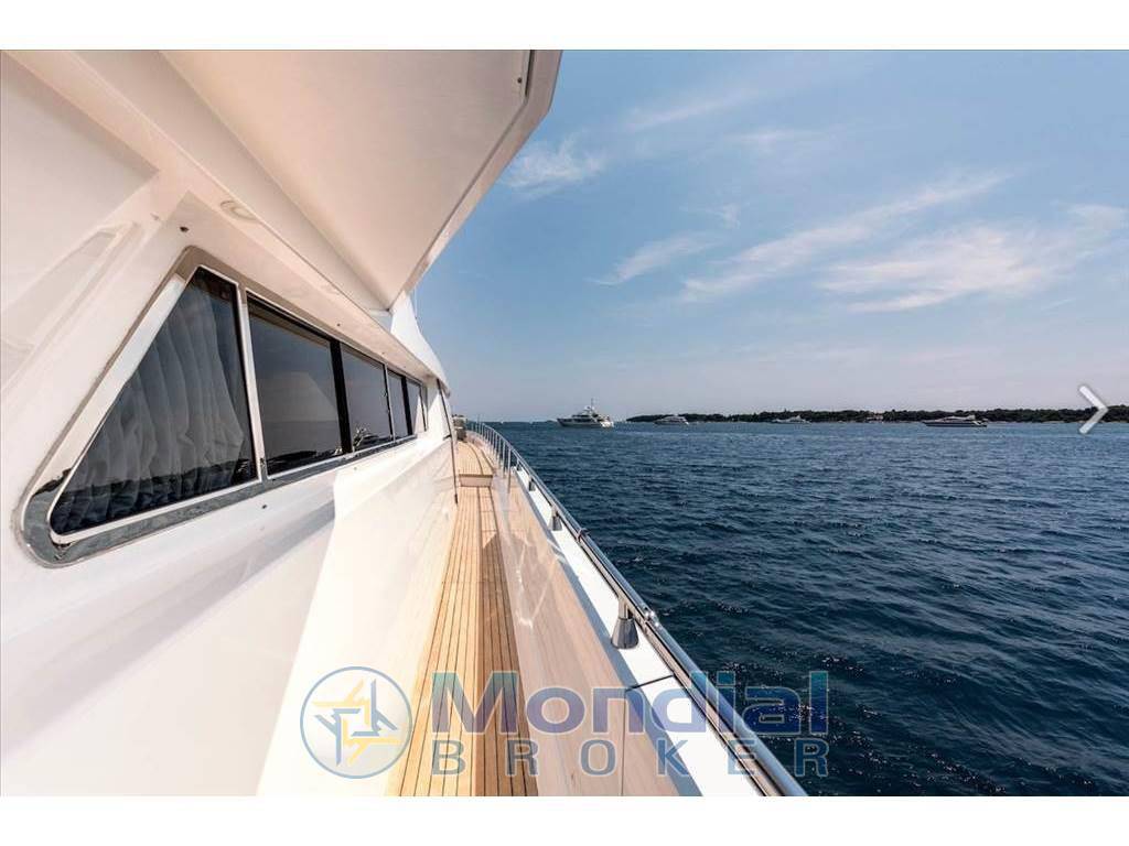Spertini alalunga 33 charter