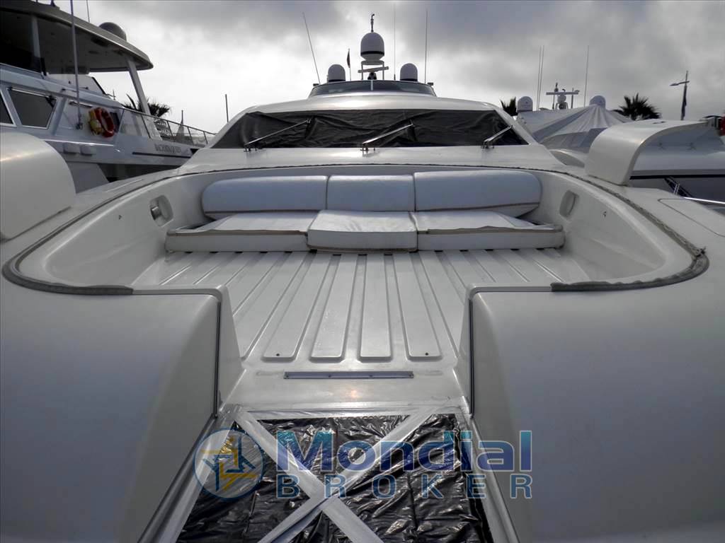 Cantiere navale arno Leopard 32 charter