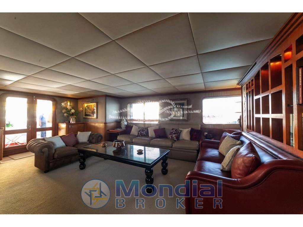 Camper & nicholson 40 charter