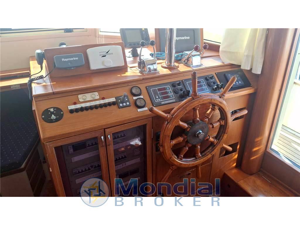 Grand banks 42