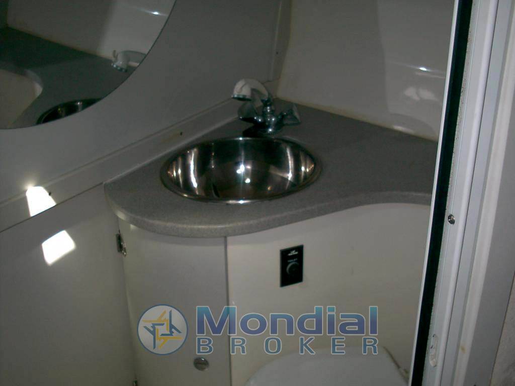 Mako marine 333 attak