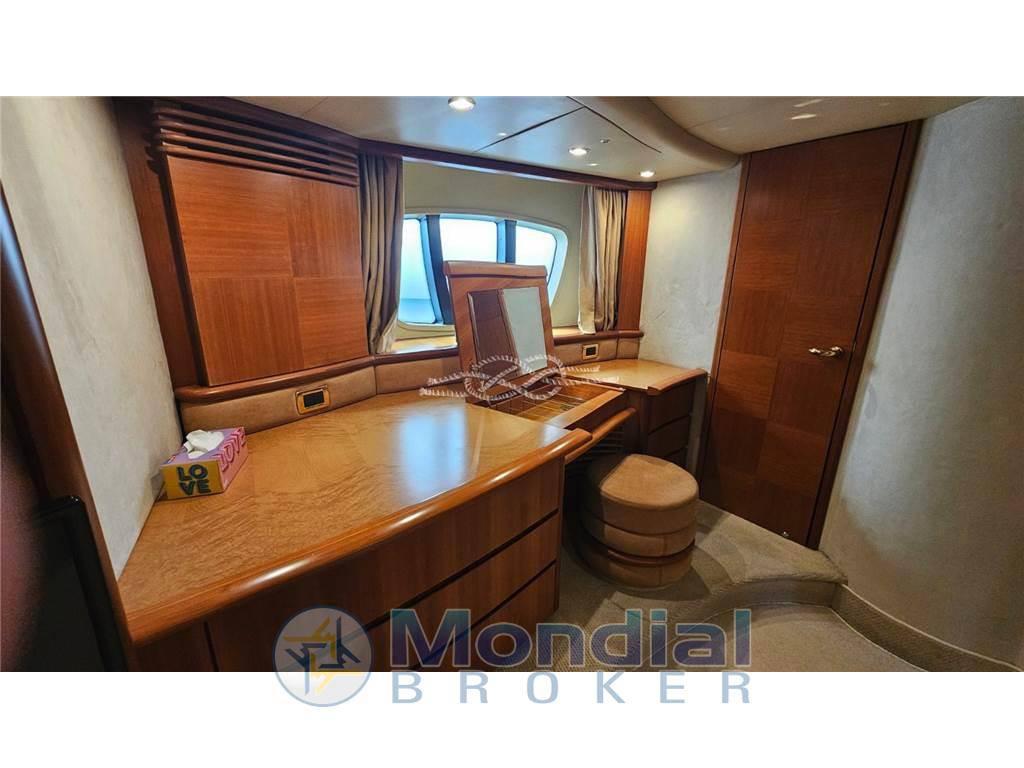 Azimut 62