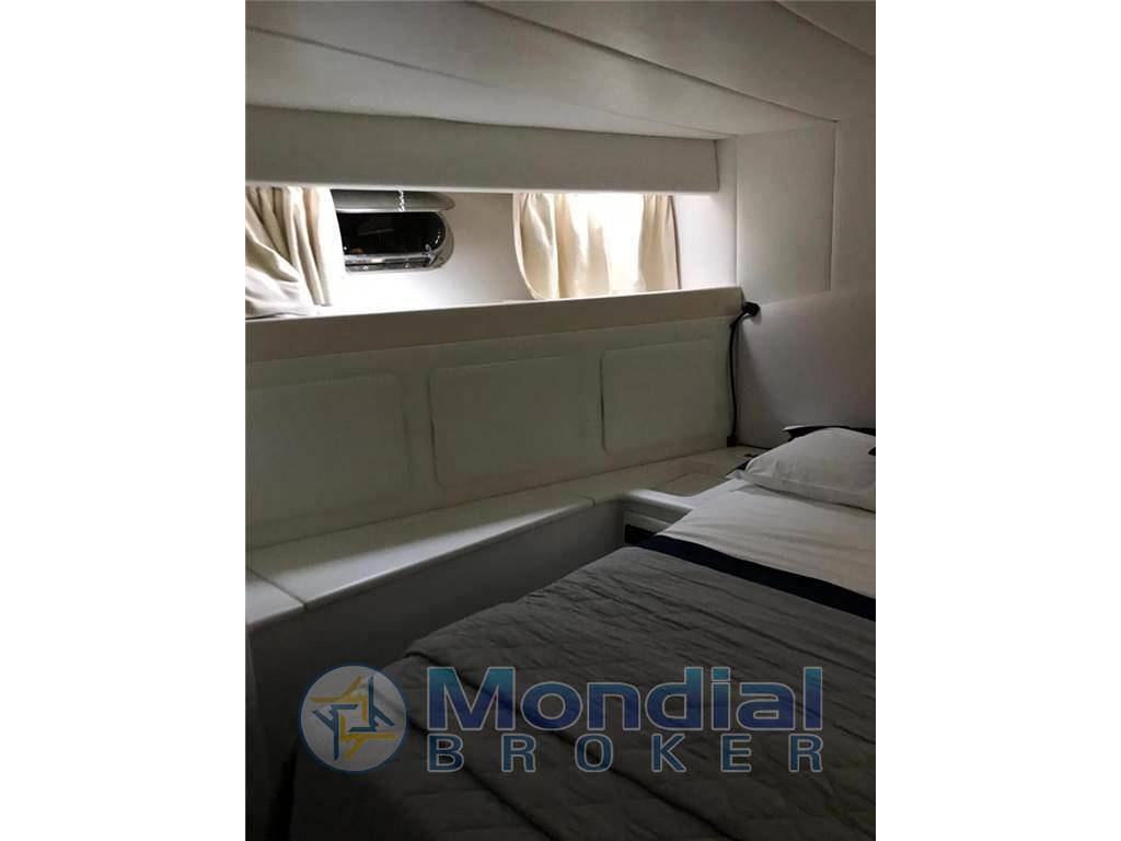 Magnum marine 53