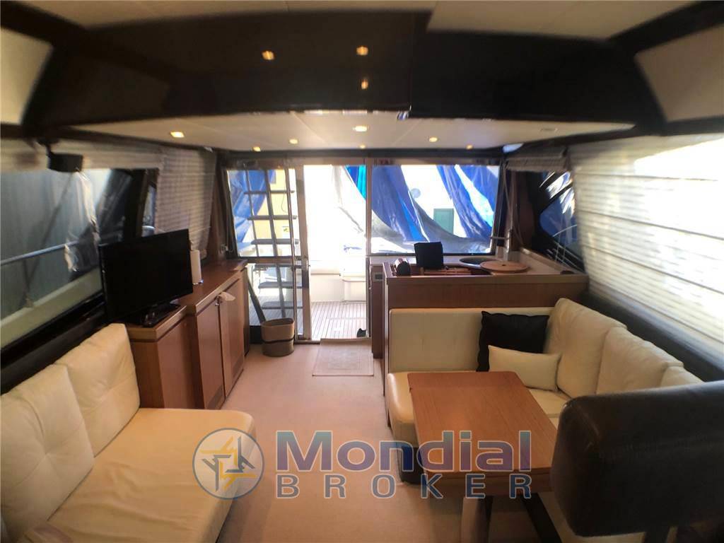 Ferretti 500