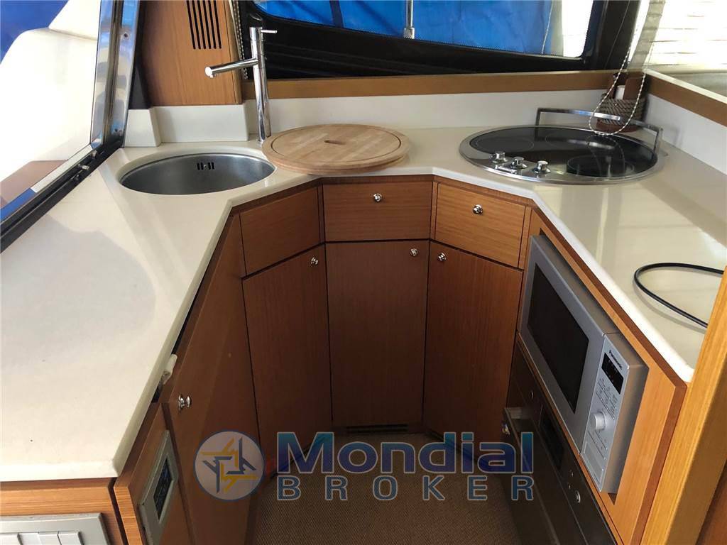 Ferretti 500