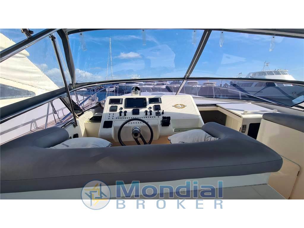 Magnum marine 53