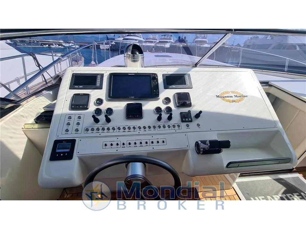 Magnum marine 53