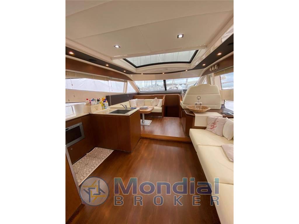 Cayman yacht 62 ht