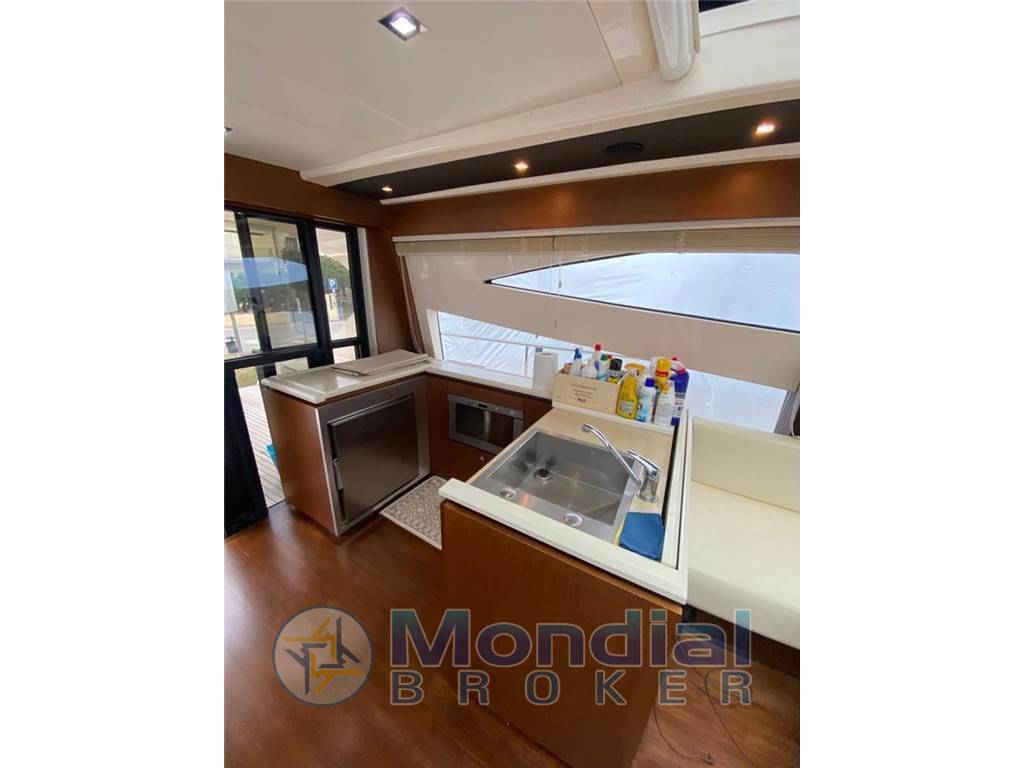 Cayman yacht 62 ht