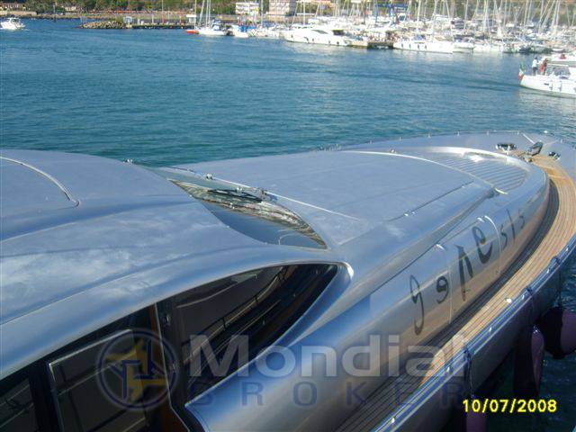 Pershing 88