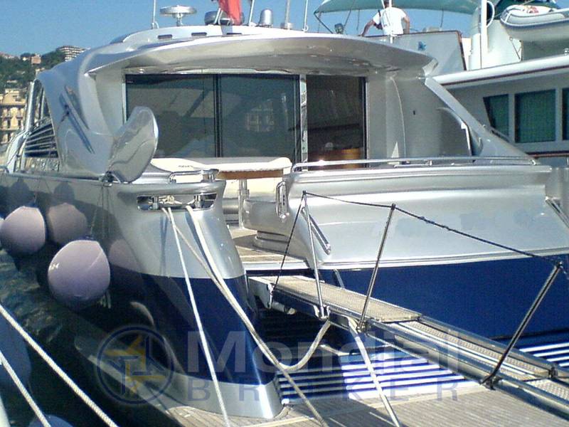 Pershing 88