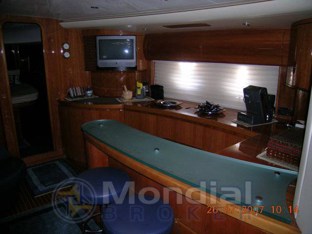 Princess V 65 hardtop