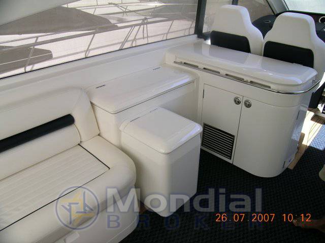 Princess V 65 hardtop