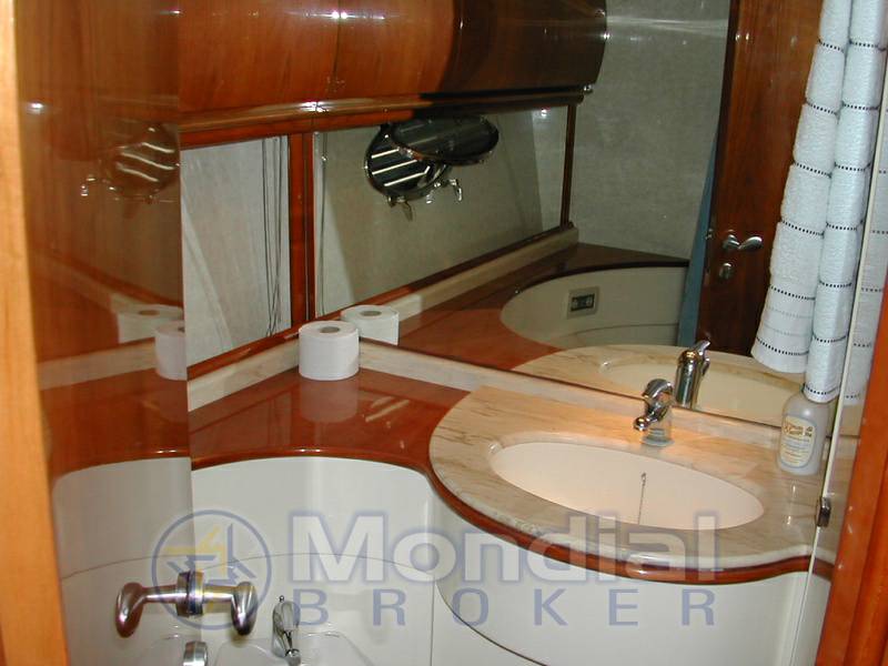 Delladriatico Pershing 65