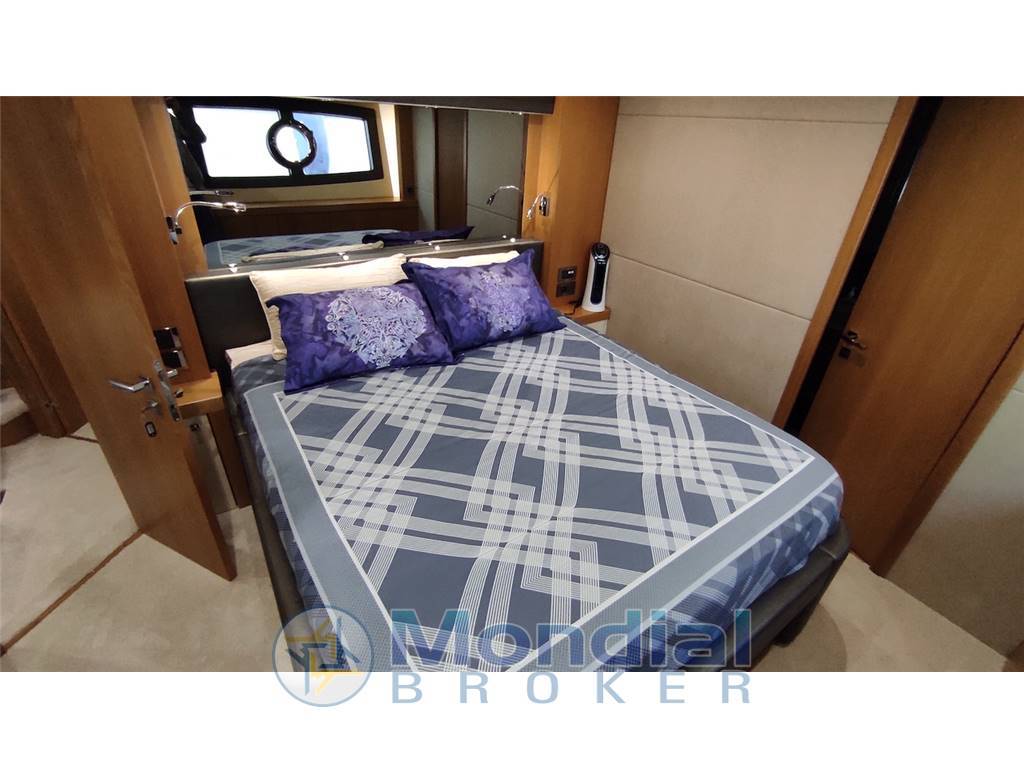 Fairline Squadron 62