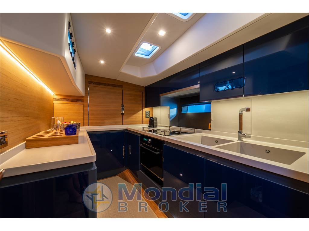 Ice yachts Ice 70