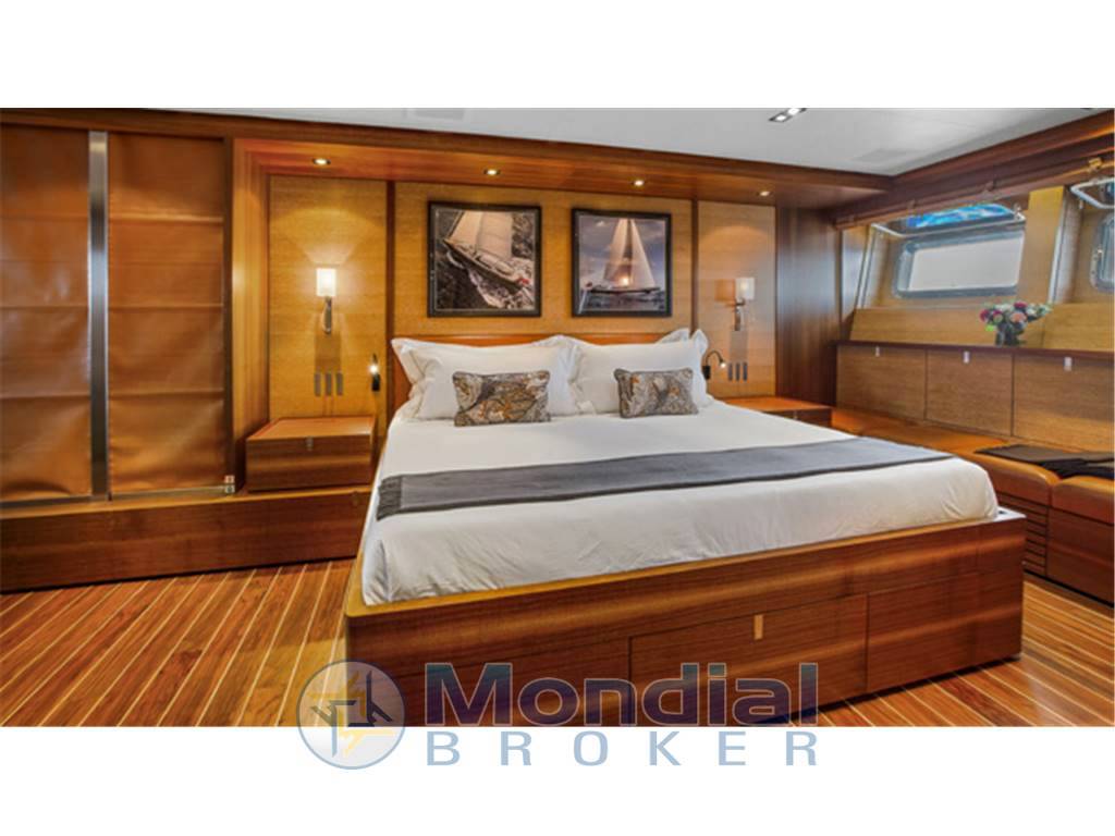 Perini navi Perini 40m fast cruising line