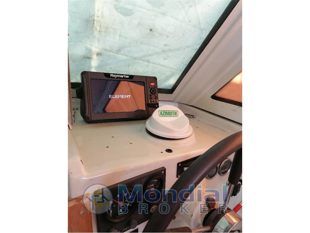 Automarine Tortuga 27