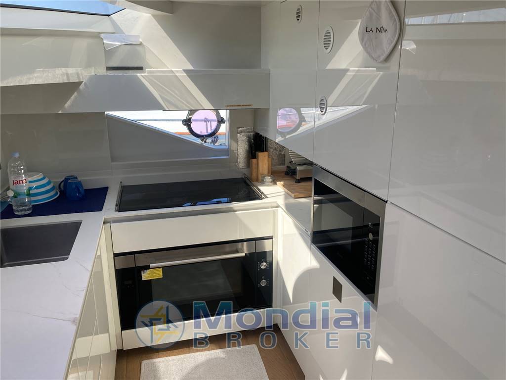 Ferretti yachts Ferretti 850 ht