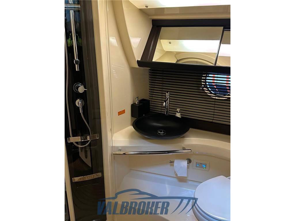 Azimut 40s