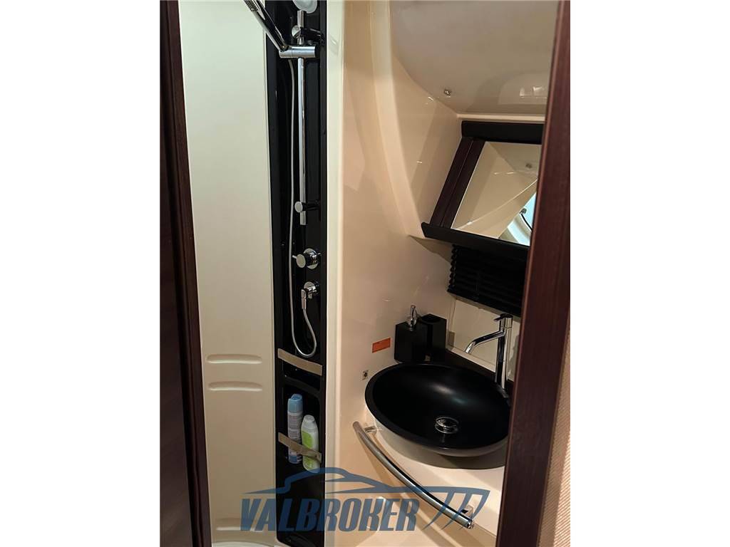 Azimut 40s
