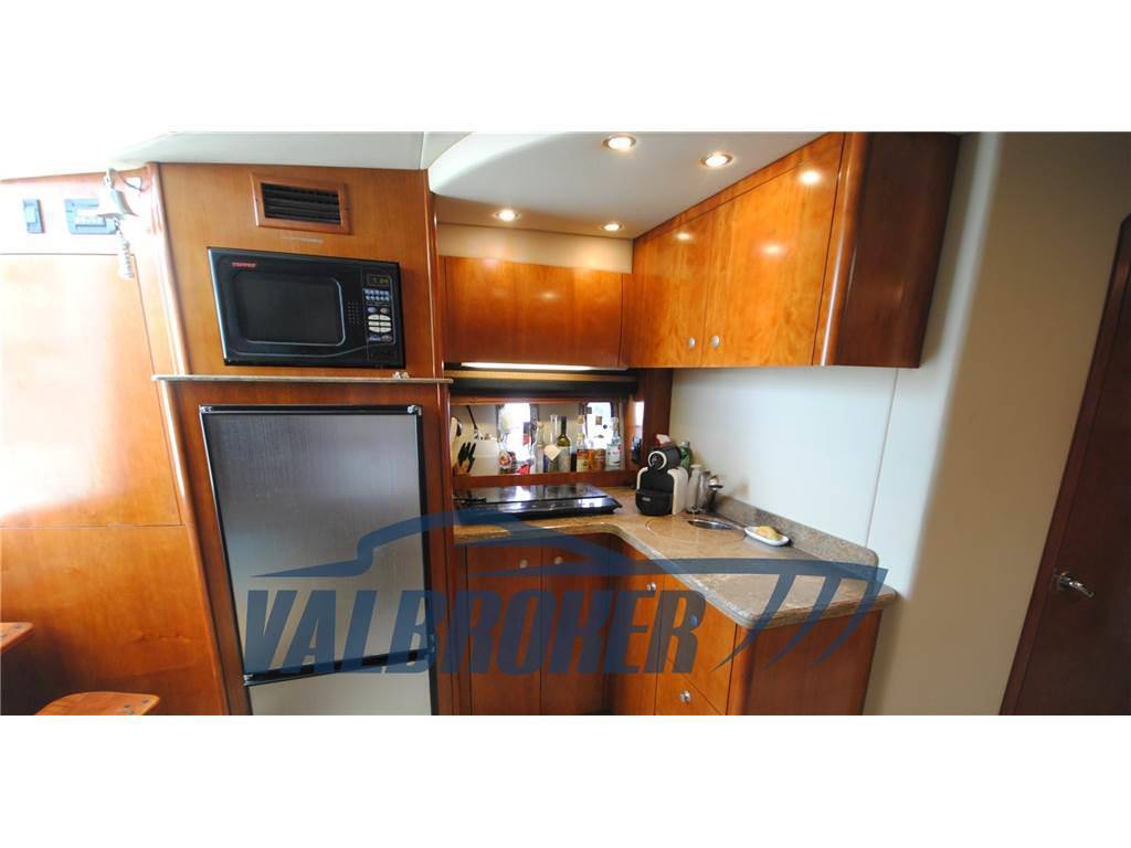 Cruisers yachts 390 sc