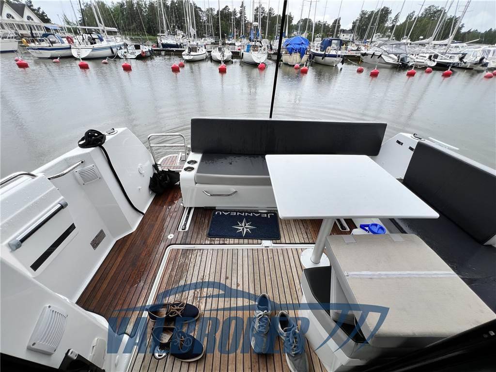 Jeanneau Merry fisher 895
