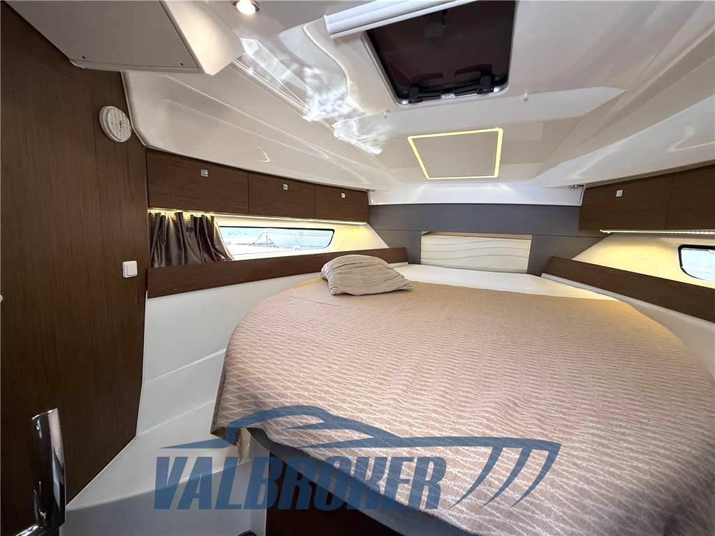 Jeanneau Merry fisher 895
