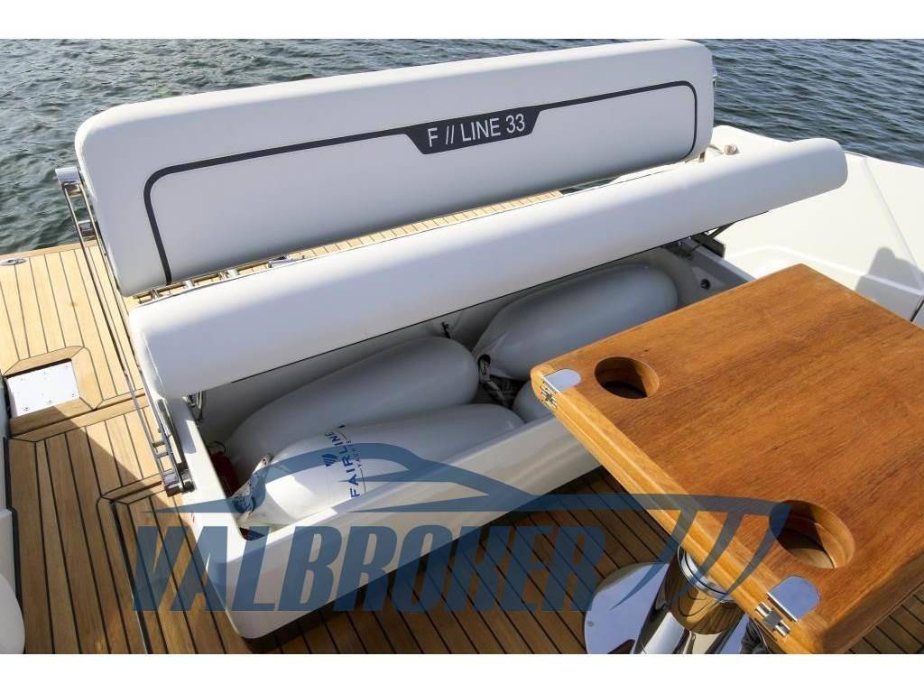 Fairline F-line 33