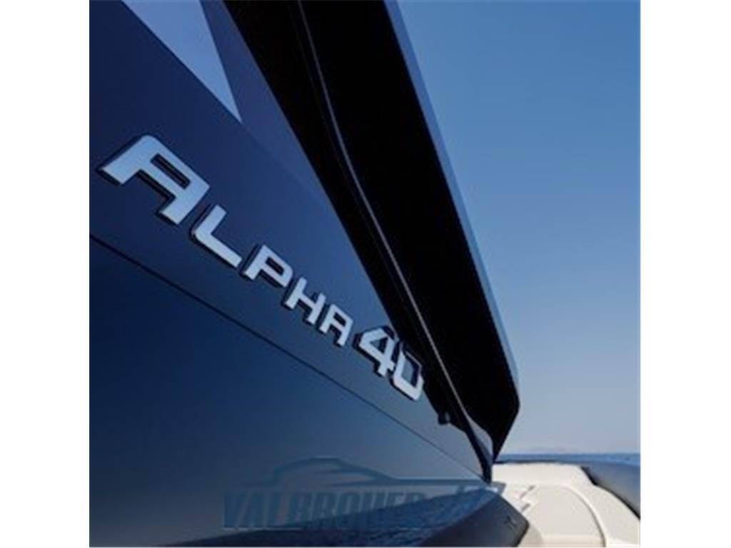 Technohull Alpha40