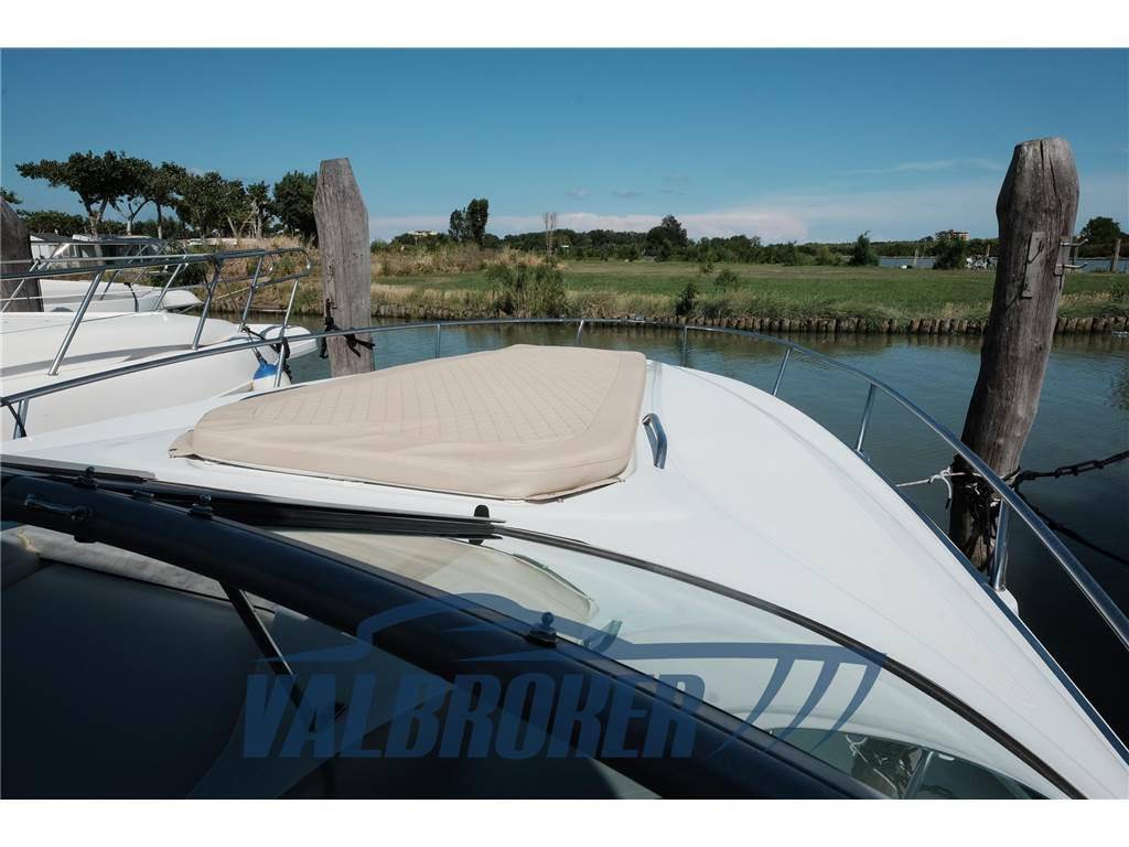 Crownline 315 scr