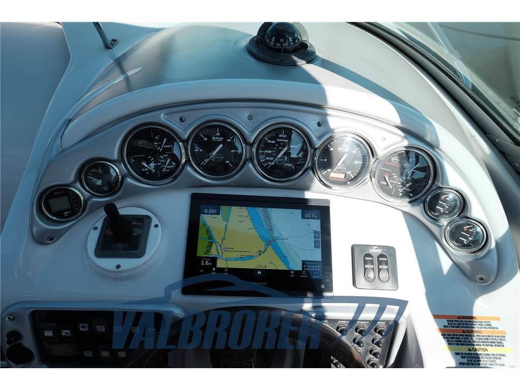 Crownline 315 scr