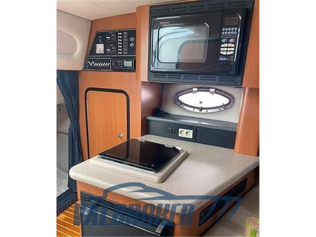 Crownline 315 scr