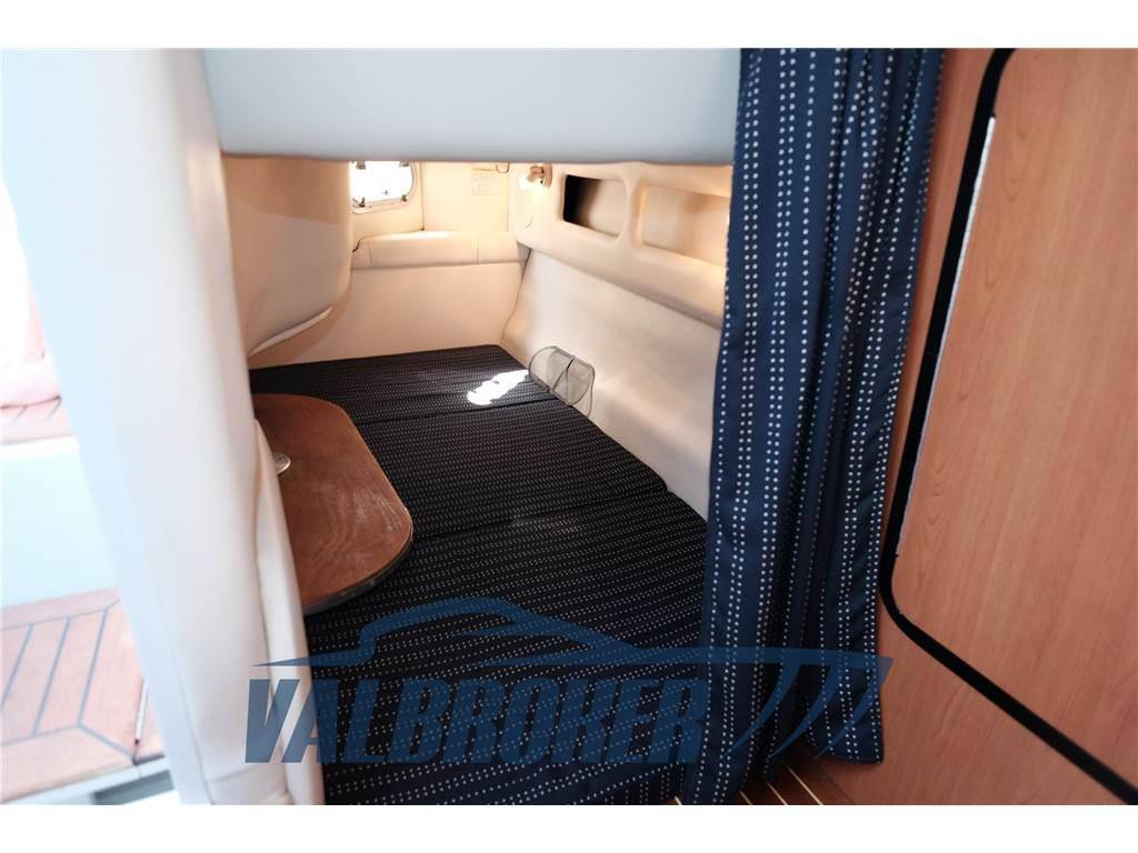 Crownline 315 scr