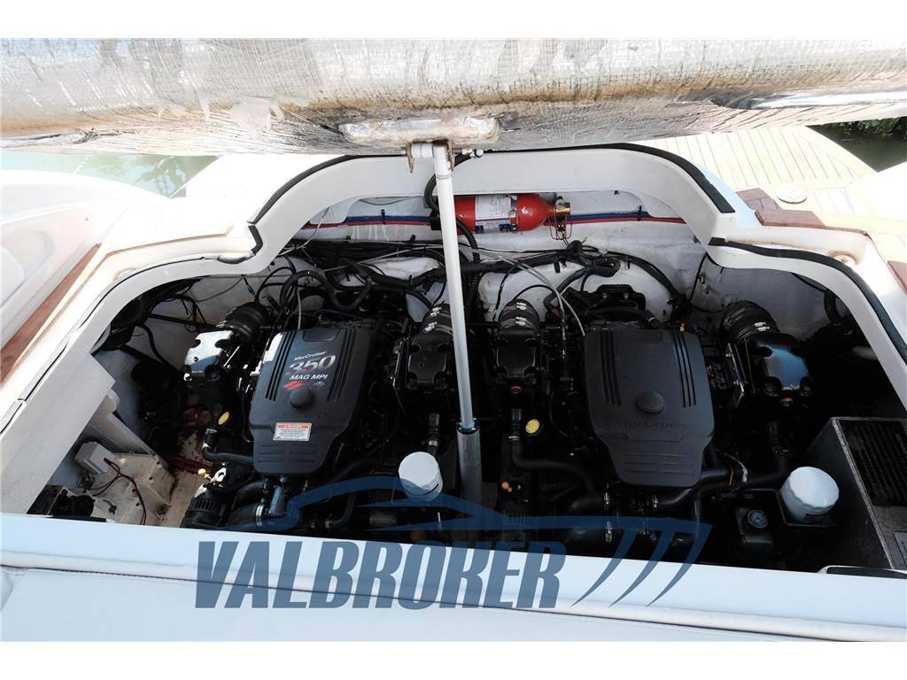 Crownline 315 scr