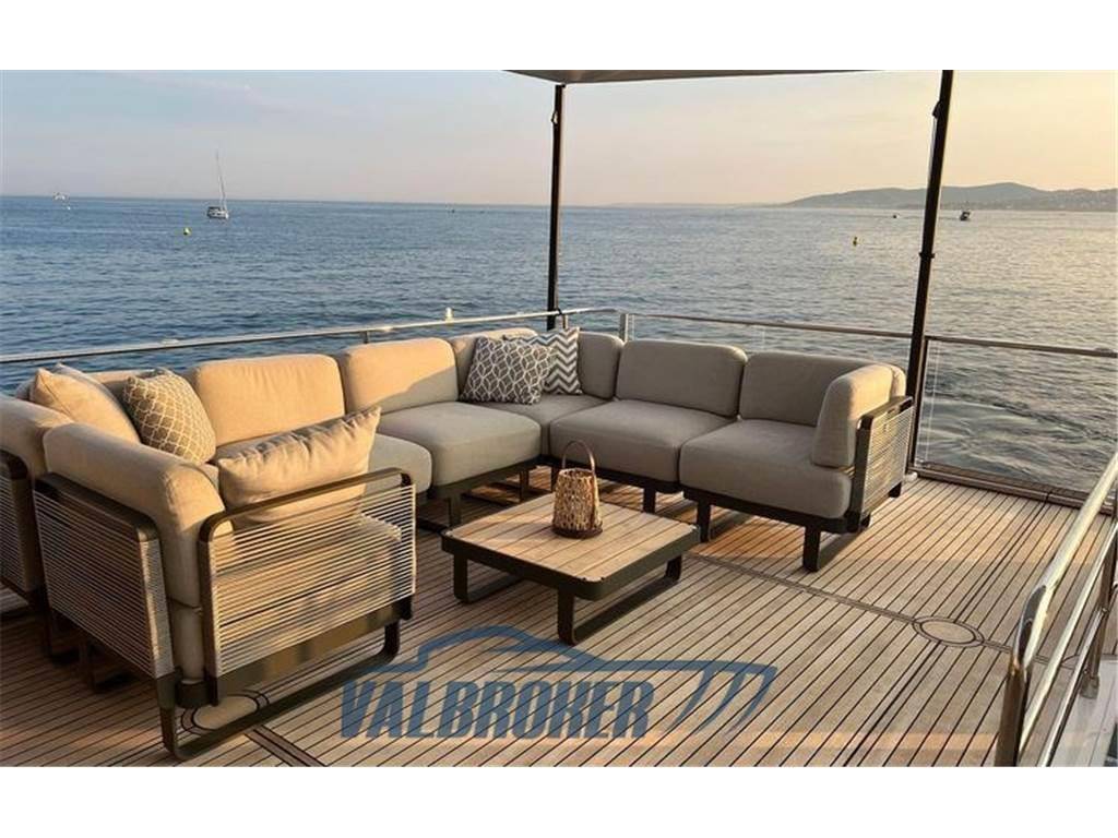 Absolute 68 navetta