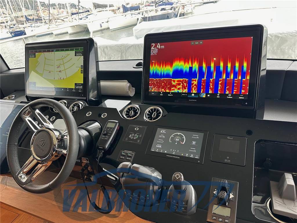 Absolute 68 navetta