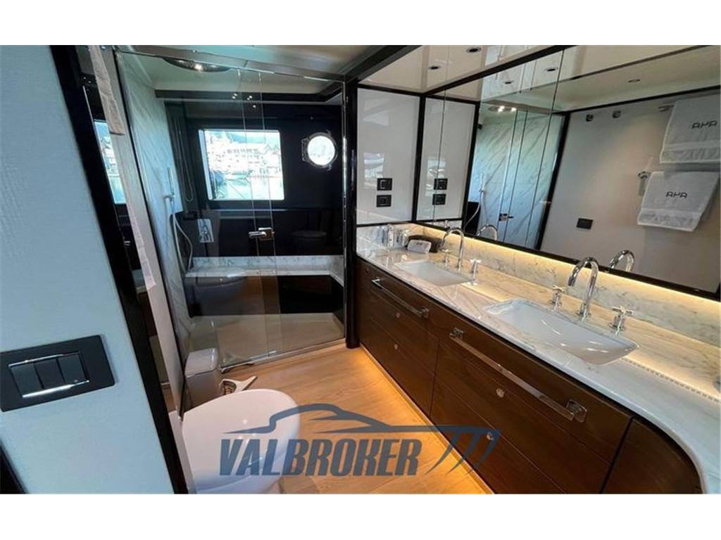 Absolute 68 navetta
