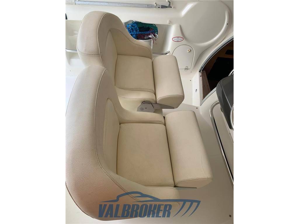 Cranchi Pelican 32