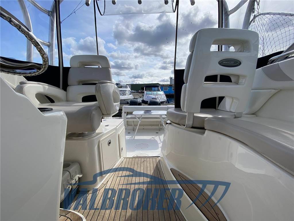 Boston whaler 285 conquest