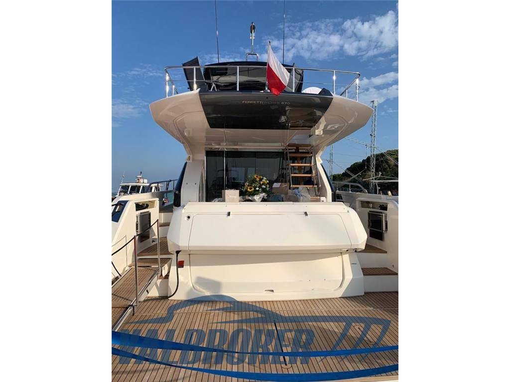 Ferretti yachts Ferretti 670