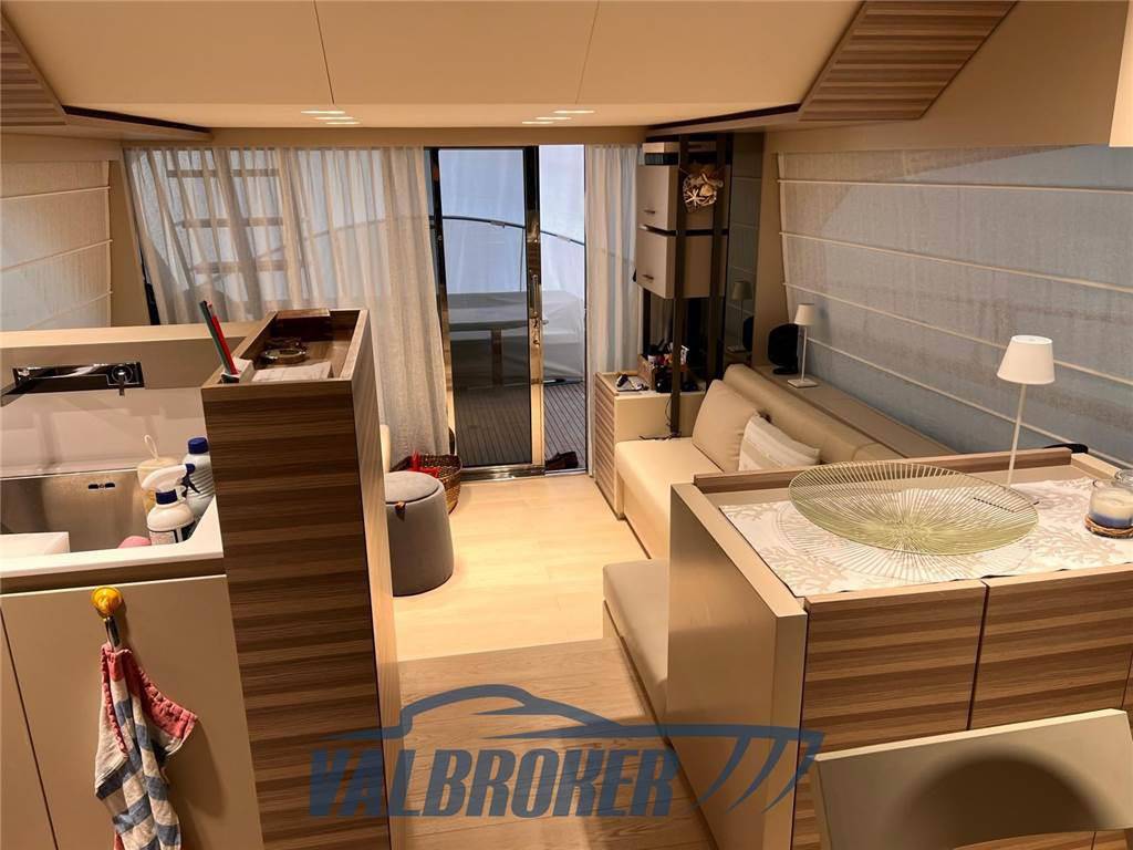 Ferretti yachts Ferretti 670
