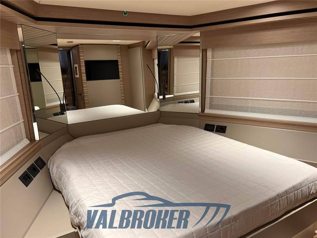Ferretti yachts Ferretti 670