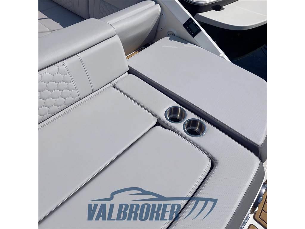 Sea ray 250 sun sport