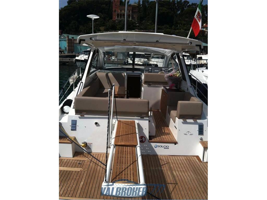 Sealine Sc 35