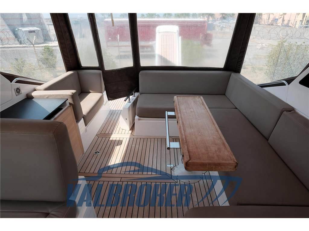 Sealine Sc 35