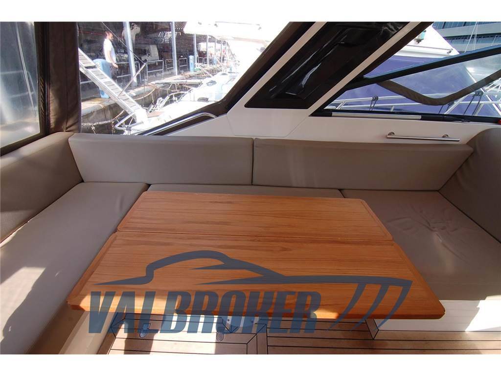Sealine Sc 35