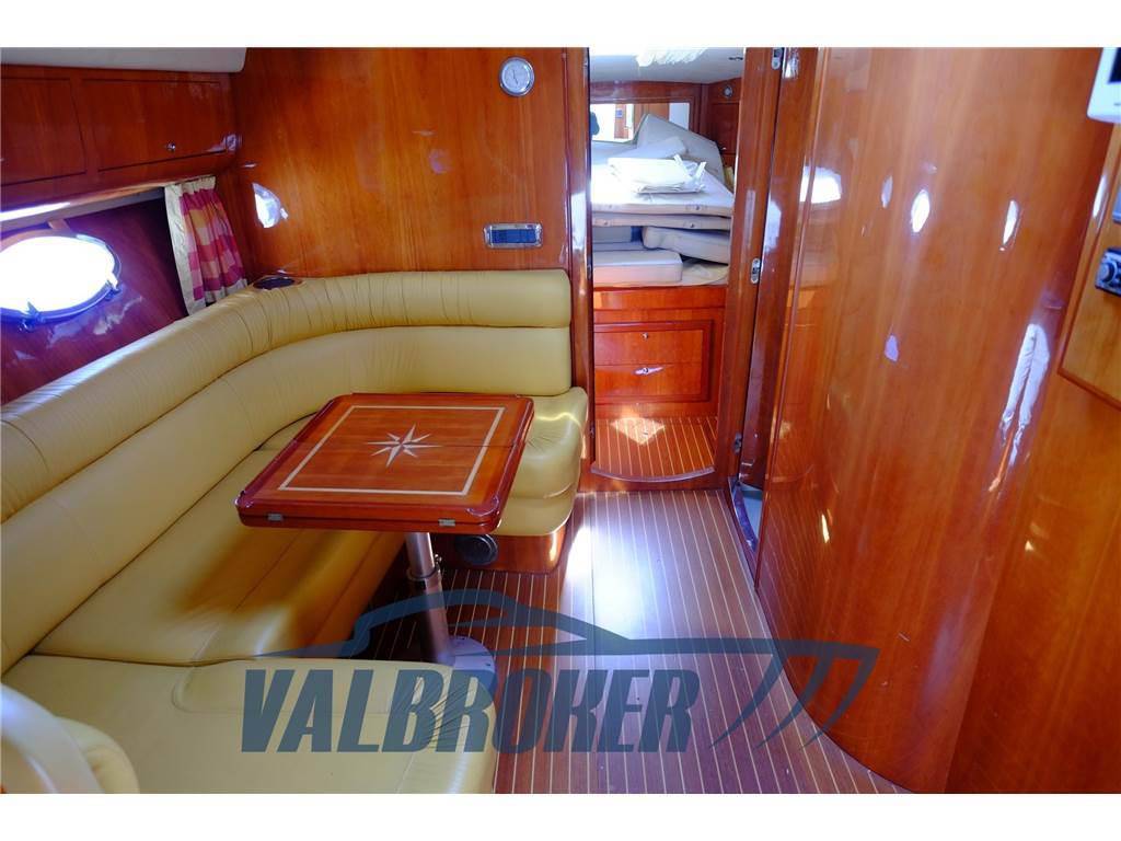 Colombo Cambridge 44